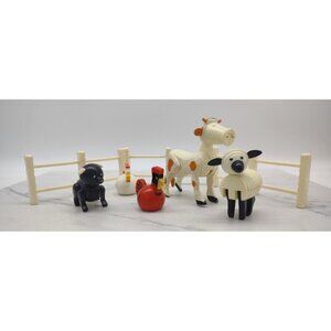 VTG Fisher Price Farm Animals Fences Cow Pig Sheep Chickens 8 pcs Hong Kong 1972